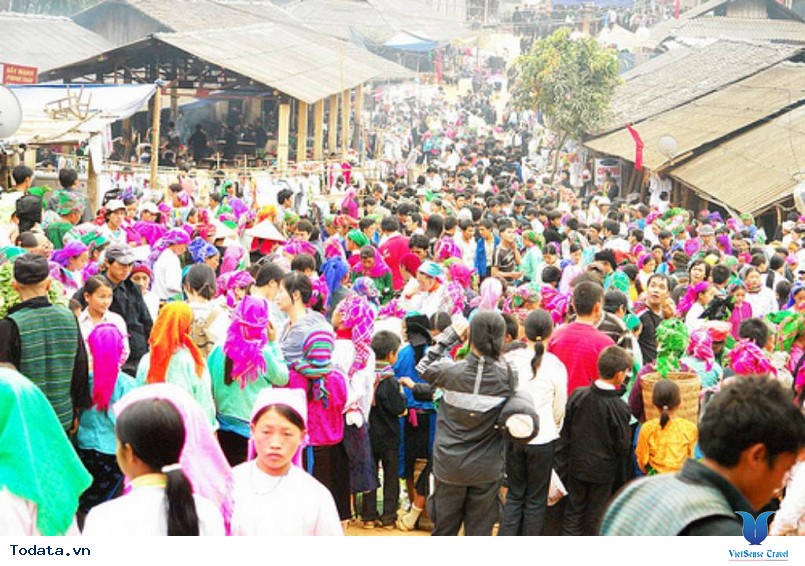 Chợ tình khâu vai 3